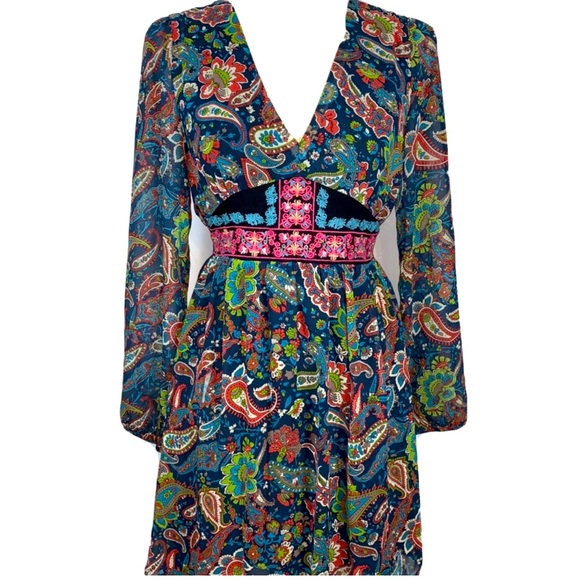 Flying Tomato | Embroidered Sheer Sleeve Mini Dress Sz S - Picture 2 of 3